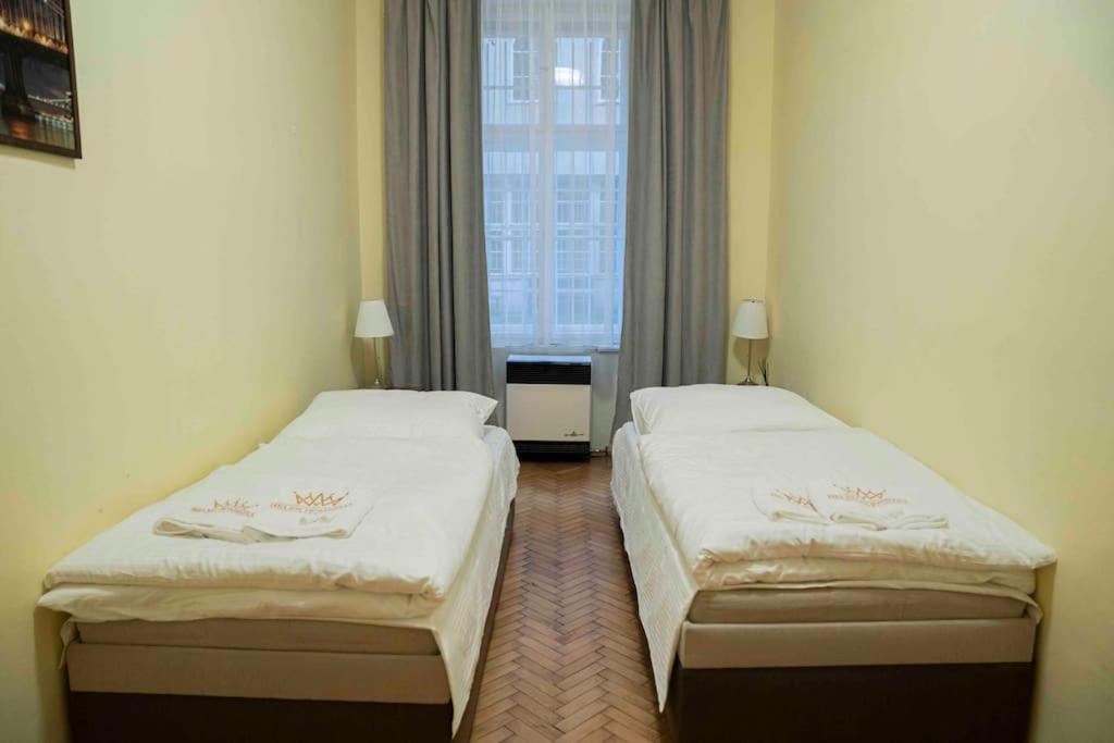 פראג Cozy Flat By Wenceslas Square! מראה חיצוני תמונה